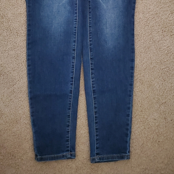 Faux Leather Pocket Skinny Jeans - Picture 5 of 5